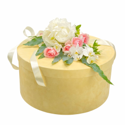 Cutie catifea trusou botez cu aranjament floral pe capac