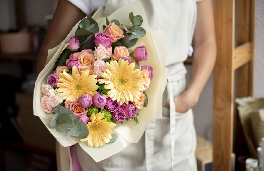 Buchete de flori pentru femeile din viata noastra, sotii, iubite sau mame