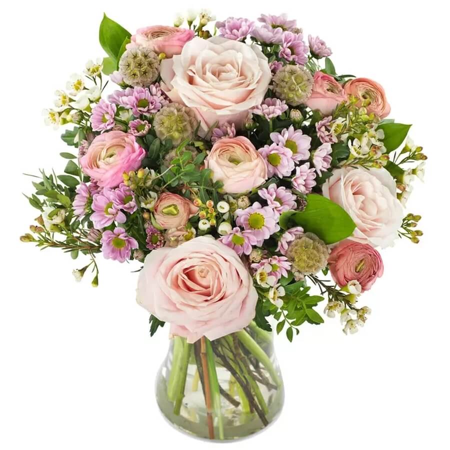 compozitie florale de primavara in nuante de pastel